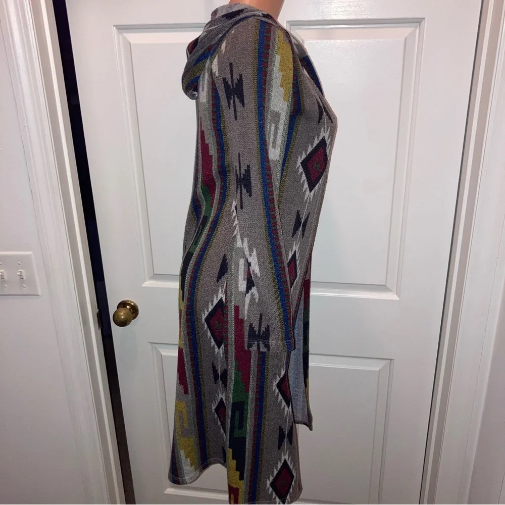 Joyce Leslie long, geometric Aztec cardigan Junior XS - Picture 4 of 14